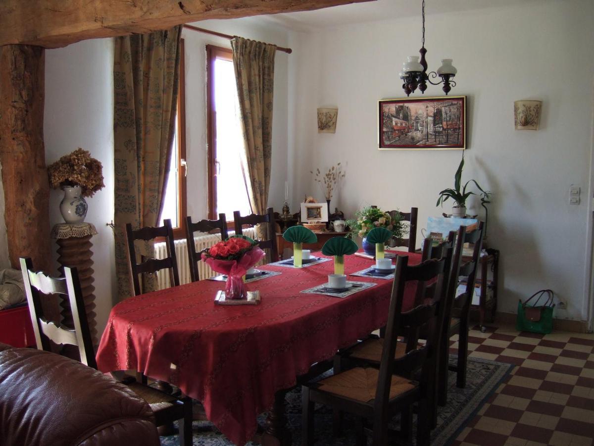 Ferme De La Riviere Bed & Breakfast Petiville  Екстериор снимка